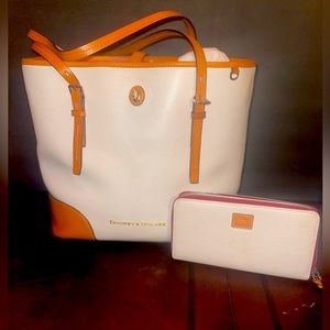 Dooney & Bourke White & Tan Tote
